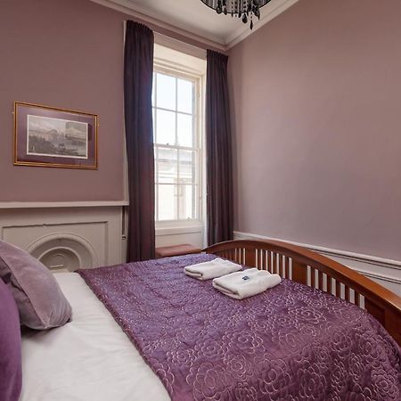 Apartamento Bank St Royal Mile Edimburgo Exterior foto